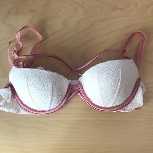 Victoria’s Secret Pink Date Strappy Push Up Bra